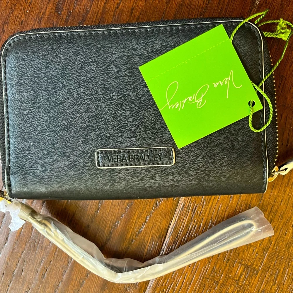 Vera Bradley Black Leather Zip Wallet Wristlet NWT RFID Essentials Travel Clutch - Picture 2 of 4
